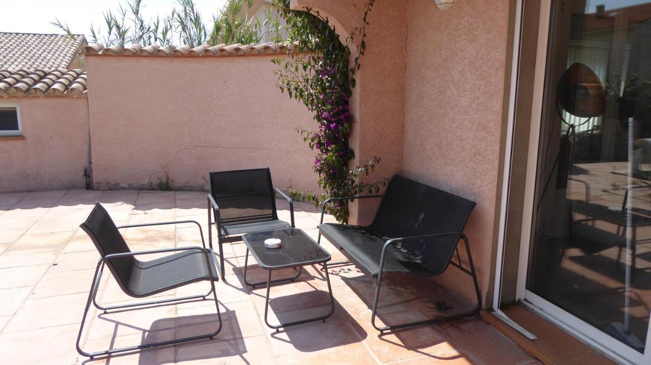 Apartamento Les 2 Dauphins Le Barcarès Exterior foto